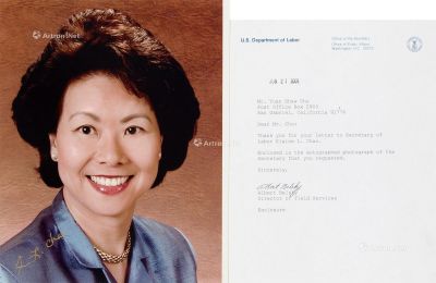 美国劳工部部长首位两度进入美国政府内阁的华裔女性赵小兰签名照