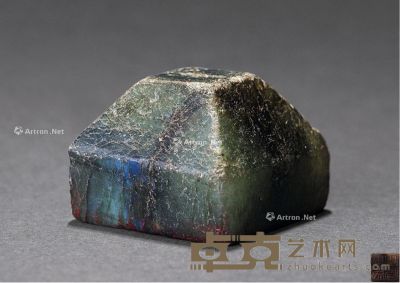 汉代 蓝宝石印 1.1×3.1×3.2cm