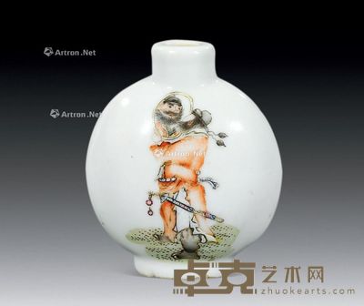 清代 粉彩钟馗照镜纹鼻烟壶 高6.4cm