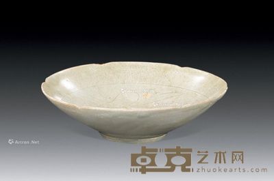 元代 影青刻花葵口盏 高4.3×11.2cm
