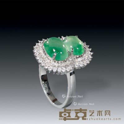 葫芦型绿戒指 1.4×0.4×0.6cm