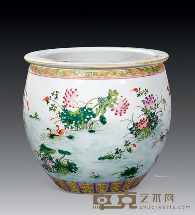 清代 粉彩荷塘花卉纹大卷缸 高36.6cm