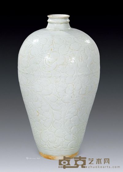 元代 青白釉婴戏纹刻花梅瓶 高34.2cm