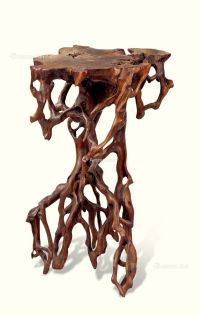 清代（1644-1911年） 随形木花台