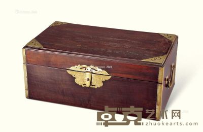 清代（1644-1911年） 紫檀长方盒 长36.2cm；宽20.6cm；高15.7cm