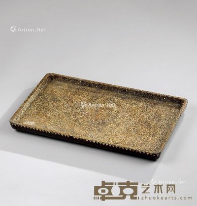 褐漆嵌螺钿长方茶盘 长43.5cm；宽26cm；高3.4cm