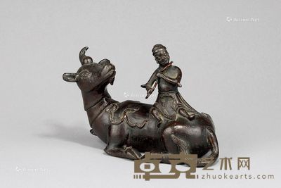 明代（1368-1644年） 铜骑瑞兽人物摆件 长15.8cm；高10.8cm