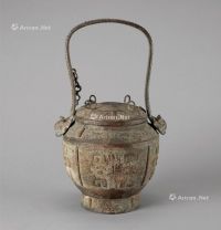 宋代-明代（960-1644年） 铜饕餮纹双兽耳提梁卣