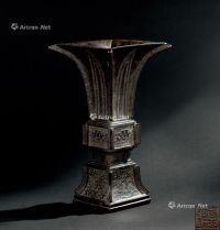 周代（约B.C.1100-256年） 铜饕餮纹花觚