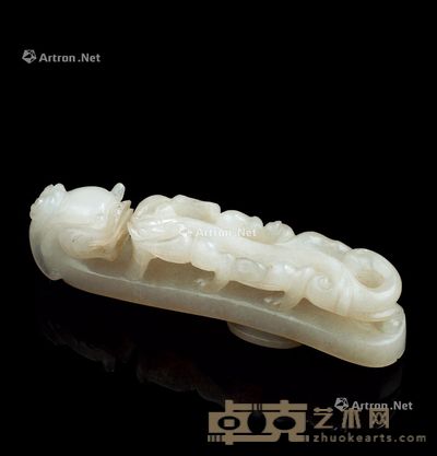 清代（1644-1911年） 白玉雕苍龙教子带钩 长9.2；高2.5cm