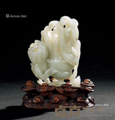 清代(1644-1911年) 青玉雕佛手柑花插 高9cm