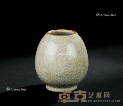 清代（1644-1911年） 哥釉鸡心罐 直径11.2；高11.9cm