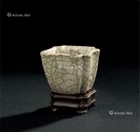 宋代（960-1279年） 哥釉八角杯