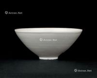宋代（960-1279年） 定窑白瓷花卉纹碗