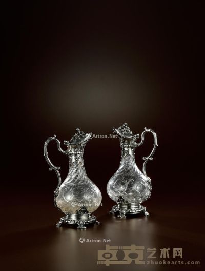 1880年制 纯银配水晶雕花水壶 （一对） 高26cm；宽12.6cm