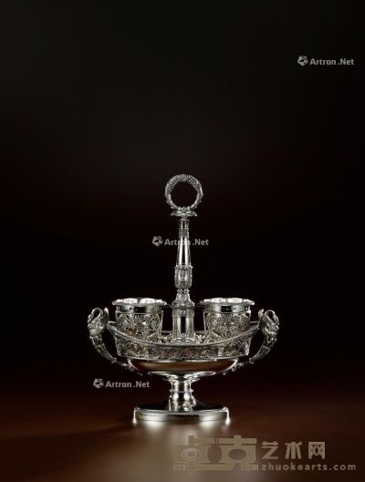 1820年制 纯银高浮雕调料瓶架 高38cm；宽15cm