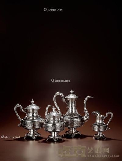 1890年制 纯银高浮雕咖啡茶具 （四件套） 咖啡壶高30cm；宽26.2cm；茶壶高24.5cm；宽25.5cm；糖