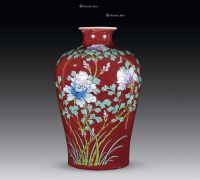 清中期 窑变红釉加彩花卉纹梅瓶