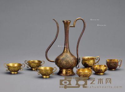 明 铜鎏金錾刻花卉执壶及杯 （七只） 高18.5cm；直径4.9cm(小杯）