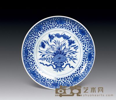 清代 青花一束莲纹盘 高5.8cm；口径18cm