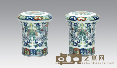 斗彩轴头 直径:3.6cm高:5.8cm