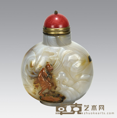 玛瑙鼻烟壶 5×3cm 高：6.7cm