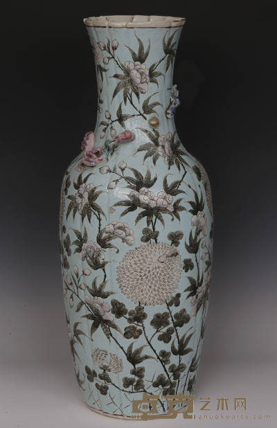 绿地墨彩花卉纹包袱瓶 高：65cm