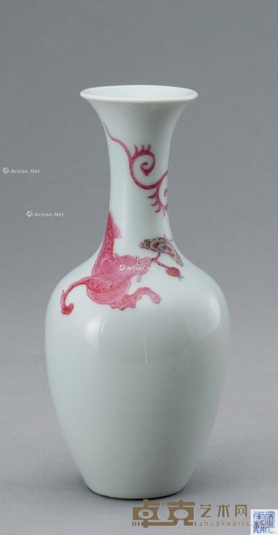 民国 白釉胭脂水螭龙纹瓶 高17.5cm