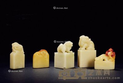 寿山石章 (五方) 4.5×2.5×8.6cm;3.5×1.6×6.8cm;3.8×3.8×7cm;5