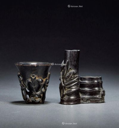 明-清 紫檀雕玉兰杯及竹节形笔插 （一组两件）