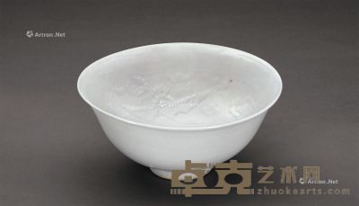 元 卵白釉模印云雁图碗 直径16.1cm