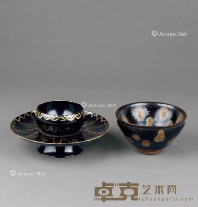 宋代 大漆描金盏托 建窑曜变斑茶碗 （二件一组） 茶碗直径11.8；高6.5cm；盏托直径16.5；高7.2cm