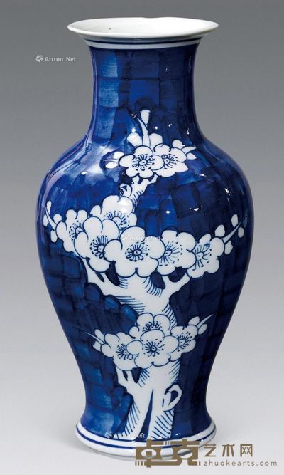 民国 青花冰梅纹瓶 高25.8cm