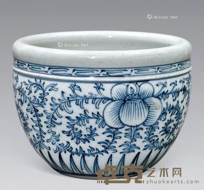 清代 青花缠枝莲纹小缸 高11.5cm;径15cm