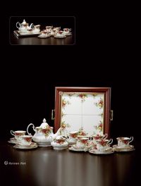 1962年制 Royal Albert骨瓷茶具 （一套）