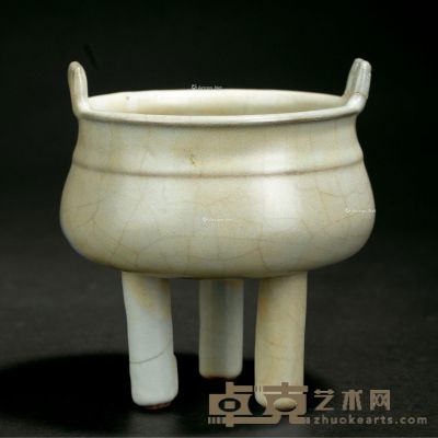 宋代 官窑青釉冲天三足炉（一耳粘黏修复） 直径12cm；高12cm