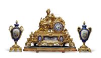 17世纪 铜镀金画珐琅人物钟 （一套）