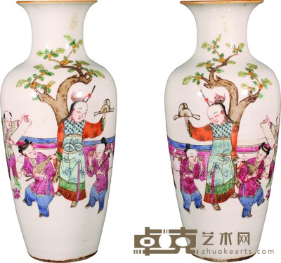 清 同治粉彩加官进爵尺瓶 H：26.2cm