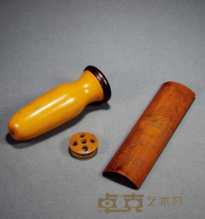 民国 匏制虫器及竹雕山水纹臂搁 （一组两件） 虫器长17.6cm；臂搁长20.3cm；臂搁宽5.8cm