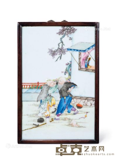 民国 粉彩老叟角力图瓷板 37.5×25cm