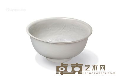 明洪武 白釉模印凤纹大碗 直径21.5cm