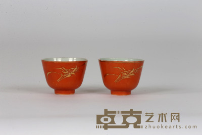 民国 珊瑚红描金兰花杯一对   5.5×7.5cm