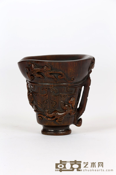清 角雕螭龙纹杯 高:12cm