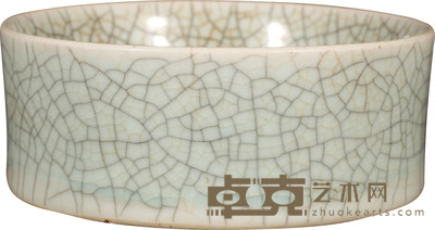 清·雍正哥釉洗式砚 D：19cm  H：7.5cm