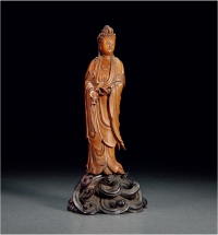 清·檀香木雕持瓶观音菩萨像