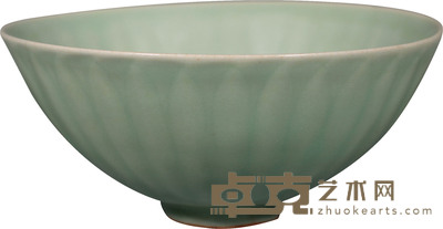 龙泉窑莲瓣碗 H:13cm
