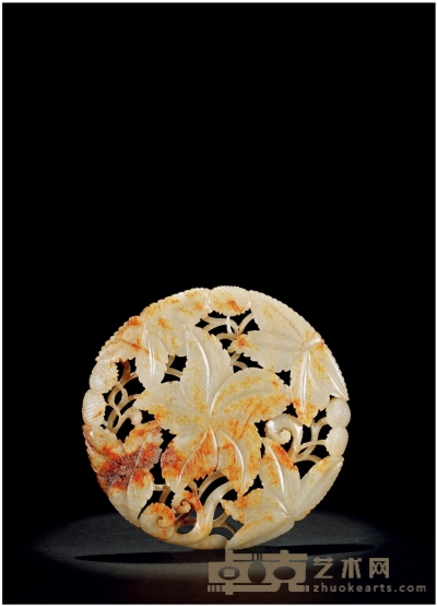 辽-金·白玉镂雕红沁秋葵花果纹佩 直径：11cm 