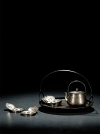明治时期 毛织云龙雕纯银茶器三件式套组