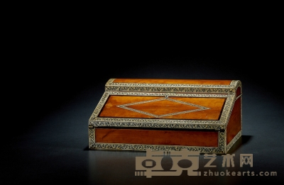 1900年制 樟木镶嵌珍贵材质小型写字台 长35cm；宽25cm；高15cm