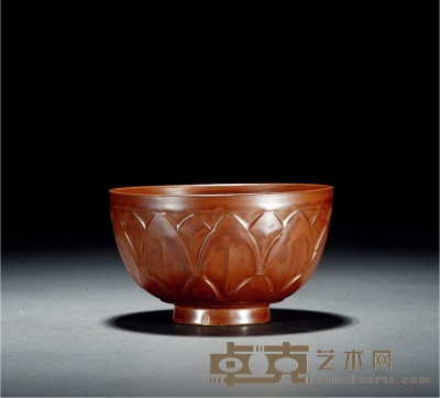 宋 耀州窑红釉莲瓣碗 高7.8cm；口径13.6cm